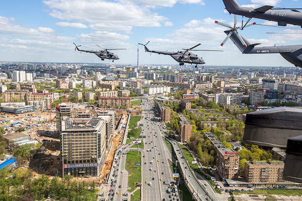 Воздушная часть репетиции парада над Москвой