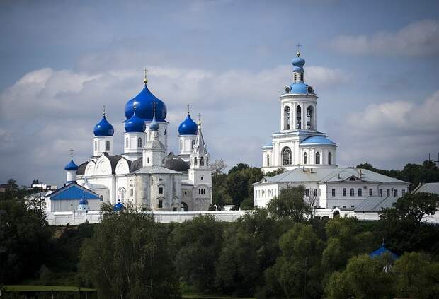 ГОРОД ВОСПОМИНАНИЙ И СВЯТЫНЬ... ВЛАДИМИР