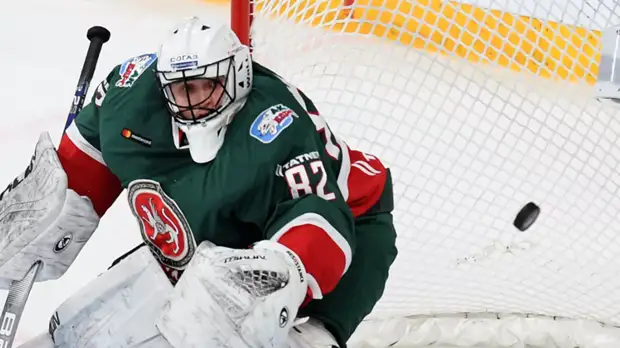 СМИ: Клуб НХЛ «Торонто» интересуется российским вратарём Биляловым