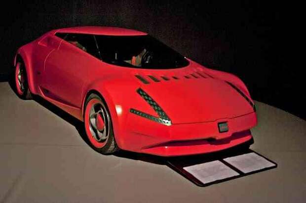 Музей авто истории в турине, италия. (трафик)