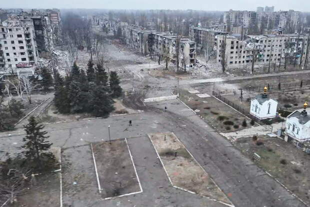 Welt: ВСУ приказали сжечь в Авдеевке все и бросить раненых при отступлении