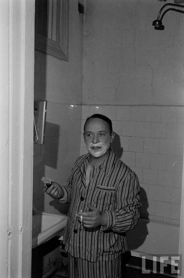 Фоторепортаж о жизни простых советских граждан в 1950-х