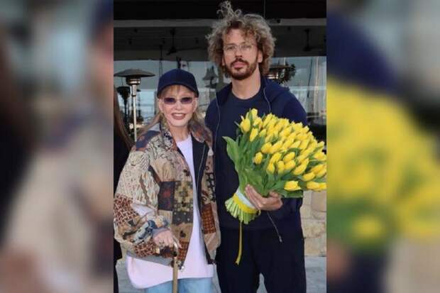 Впервые за долгое время исхудавшая Алла Пугачева появилась на публике