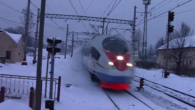 Скорый поезд «Россия» обстрелян неизвестными
