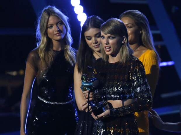MTV Video Music Awards 2015