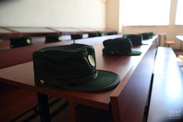 В Татарстане призывников оповещают при помощи и бумажных, и электронных повесток