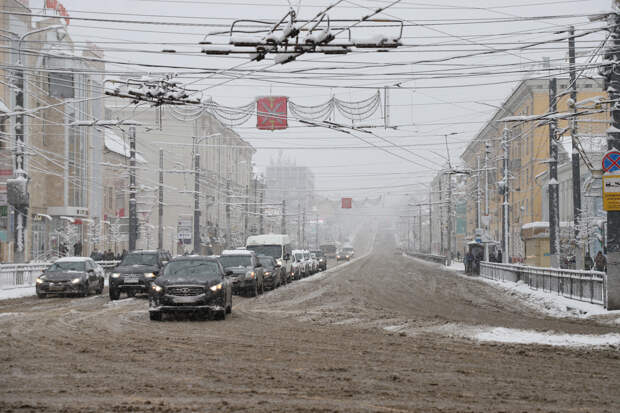 Госавтоинспекция Тульской области предупредила водителей об ухудшении дорожной обстановки