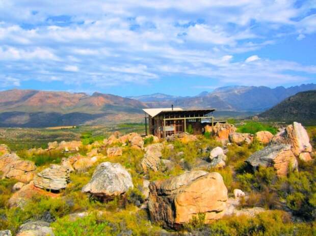 Кабина с крышей-бабочкой в горах Цедерберг, Южной Африке