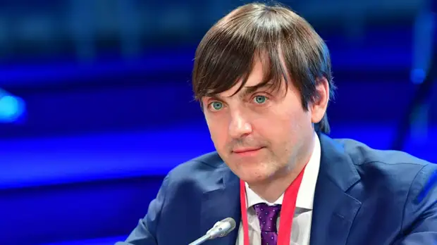 В Союзе конькобежцев России высказались о дисквалификации в эстафете по шорт-треку