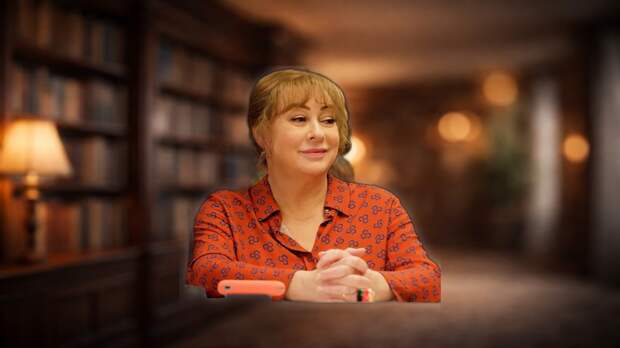 «Маша, вот когда все будут старыми, ты останешься такой же»: как 52-летняя Мария Аронова покоряет естественностью, а не глянцем