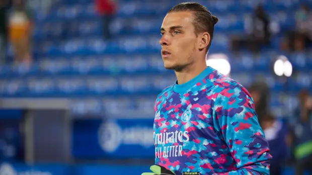 Источник: украинский голкипер «Реала» Лунин интересен дортмундской «Боруссии»