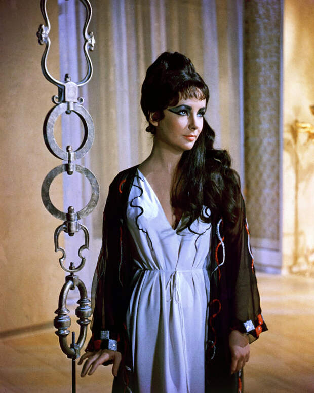 Элизабет Тейлор (Elizabeth Taylor) на съемках фильма «Клеопатра» (Cleopatra) (1963), фото 9
