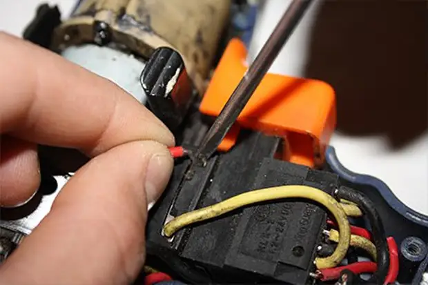Как выполнить быстрый ремонт электродрели самостоятельно без помощи специалиста
