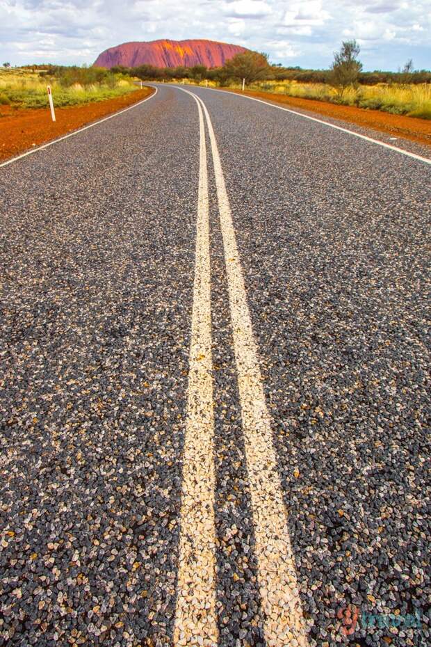 The road to Uluru, Northern Territory, Australia