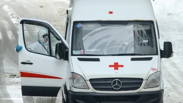 Гинцбург спрогнозировал высокий риск повторного инфицирования COVID-19 у непривитых