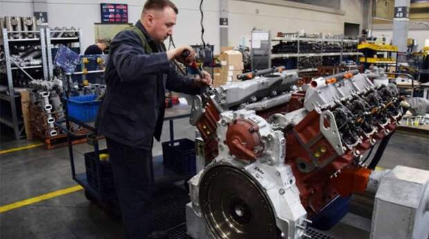 Спецтехнику поддержали отечественным полупремиальным движком