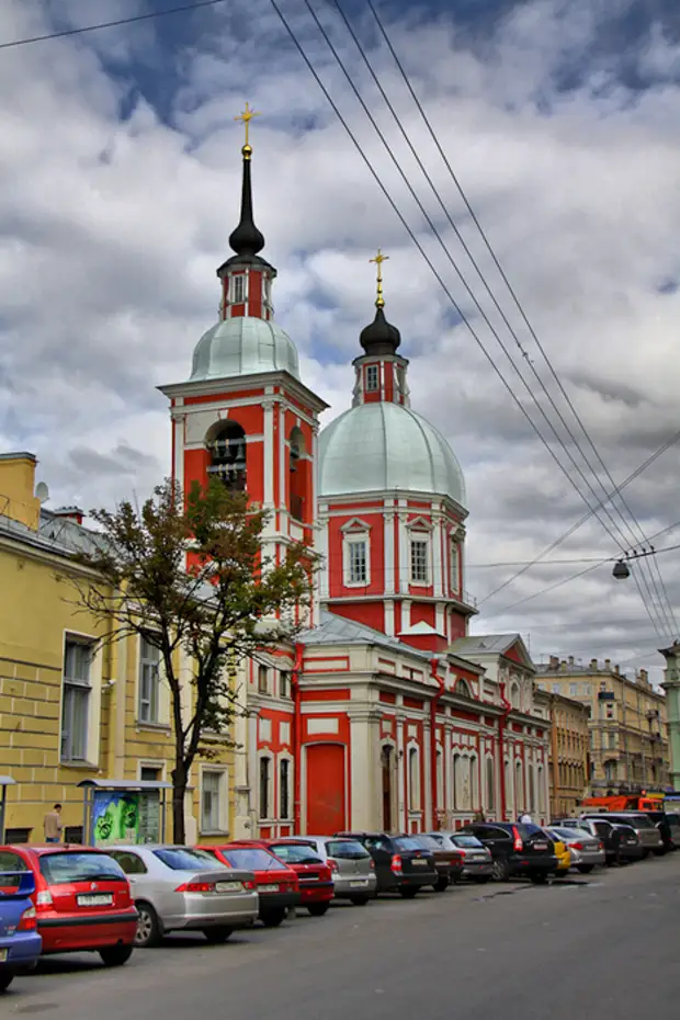 Волоколамском переулке. Пантелеймоновская Церковь СПБ соляной переулок. Пантелеймоновская Церковь Курган. Пантелеймоновская Церковь Герцена. Святодуховскпя Церковь СПБ.