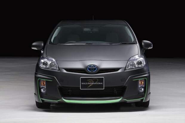 Тюнеры из Wald International преукрасили Toyota Prius Mk3 (15 фото) Тюнеры из Wald International преукрасили Toyota Prius Mk3 (15 фото)