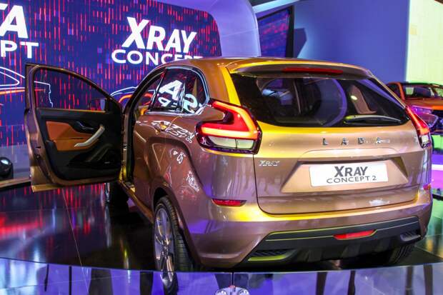 Новый кроссовер Lada испытывают в Германии lada xray, ваз, лада