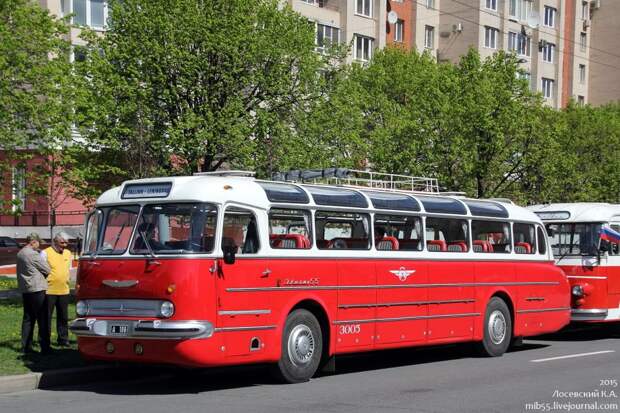 Парад ретро-техники в Санкт-Петербурге авто, общественный транспорт, парад, ретро автомобили