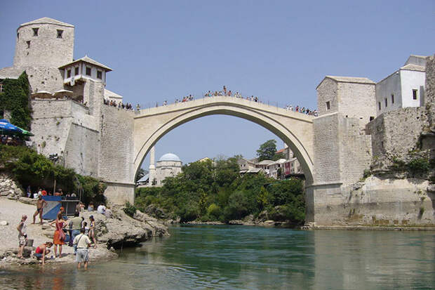 Старый мост в Мостаре, Босния и Герцеговина.