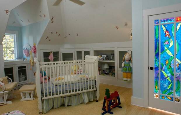 Всегда думала, что это очень дорогие окна, а оказалось. Сделала из своего дома дворец без усилий! Как же это красиво.