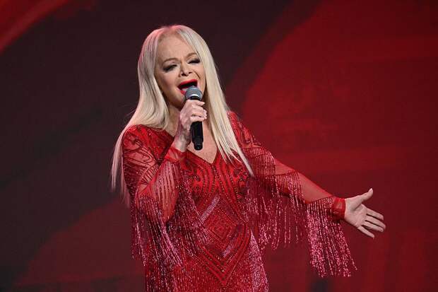 Продюсер высказался о гонорарах Долиной на фоне скандала