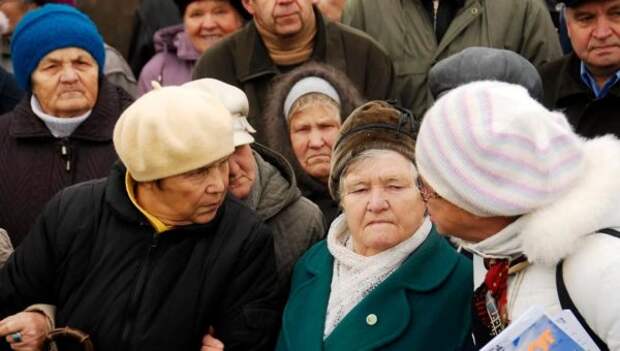 Кто из пенсионеров в Украине в марте 2022 года получит доплату в 500 гривен