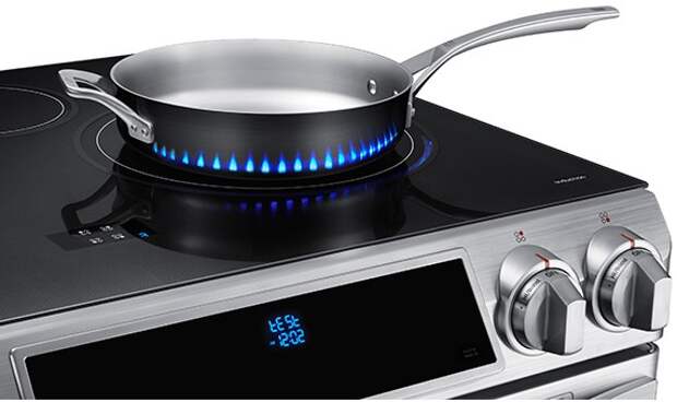 Samsung Insert В новой кухонной печи Samsung для имитации огня использовали светодиоды