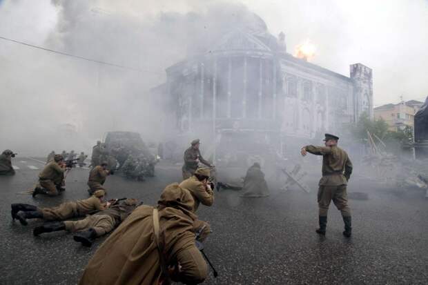 Во время театрализованного мероприятия Захват немецкого Рейхстага в Грозном