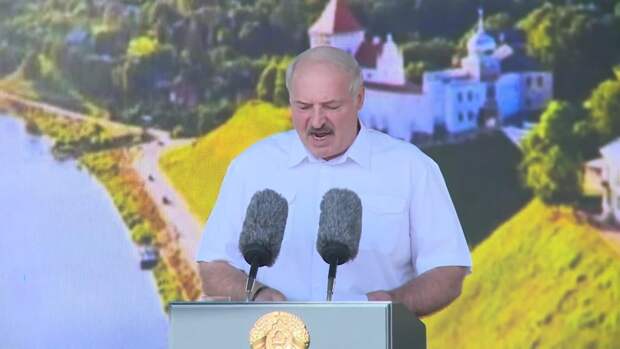 Наша песня хороша, начинай сначала. Лукашенко пошёл по кругу