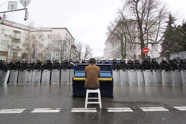 массовые митинги
