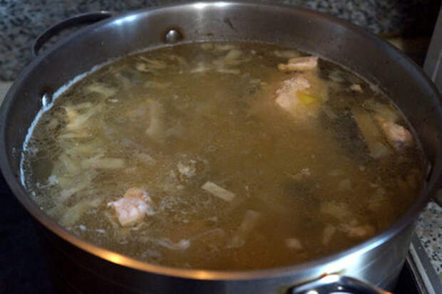 Суп из семги с овощами: шаг 17