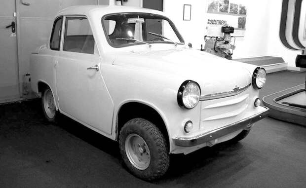 Советский ГАЗ-М18 без педали сцепления, так и не вышедший в продажу
