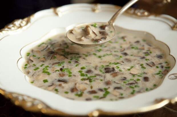 Суп с лисичками и лесными орехами и еще 2 вкуснейших рецепта Суп с лисичками и лесными орехами и еще 2 вкуснейших рецепта