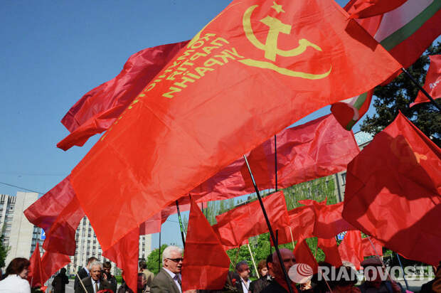 Коммунистическую идеологию хотят запретить на Украине ко Дню Победы