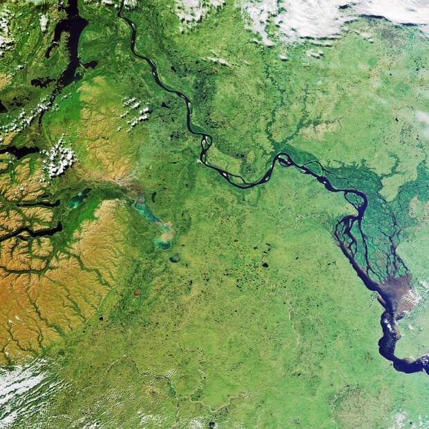 Река Енисей. космос, россия, фото