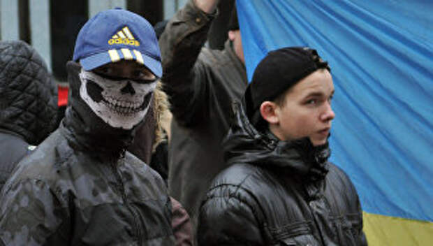 Участники антиправительственной акции националистической партии УНА-УНСО (запрещена в РФ). Архивное фото