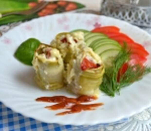 Рулетики из кабачков с утиной грудкой в духовке