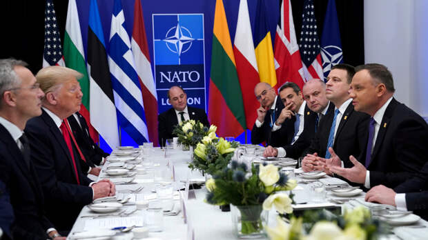Дамоклов меч над человечеством: NI перечислил 10 причин, почему НАТО уже не нужно