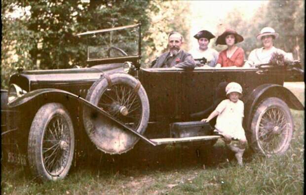 Автомобиль в неизвестном месте, 1920-е: ретро автомобили, ретро фото, фото