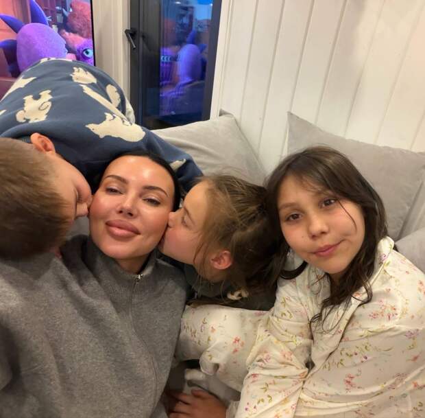 Оксана Самойлова решила отметить день рождения на фоне развода с Джиганом: «В этой новой жизни есть место для меня»