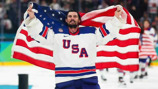 Американец Хеллебайк установил рекорд по количеству сейвов в финале олимпийского турнира с участием игроков НХЛ
