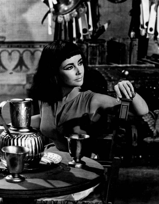 Элизабет Тейлор (Elizabeth Taylor) на съемках фильма «Клеопатра» (Cleopatra) (1963), фото 22