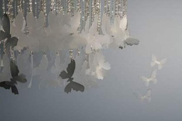 Бабочки под потолком Бабочки под потолком