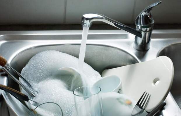 Чистим до блеска: 20 способов отмыть кухню без бытовой химии