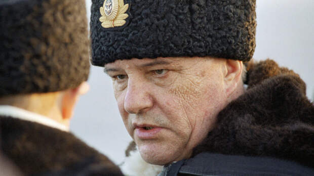 Умер бывший главком ВМФ России Владимир Куроедов