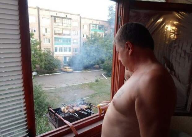 Выкручиваются даже те, у кого нет балкона Выкручиваются даже те, у кого нет балкона девушки, животные, прикол, юмор