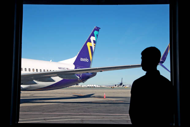 Единственная женщина-пилот была уволена из авиакомпании после жалобы мужчин