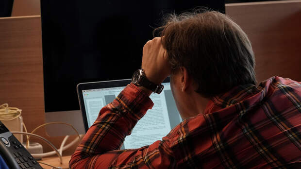 Психолог объяснила, как отличить синдром самозванца от несоответствия должности